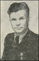 Герой Советского Союза, ст. лейтенант Семен Николаевич Латухин. Звание присвоено Указом Президиума Верховного Совета СССР 27 февраля 1945 г.