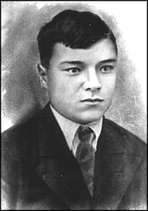 Красильников Александр Владимирович, фото 1940 года.