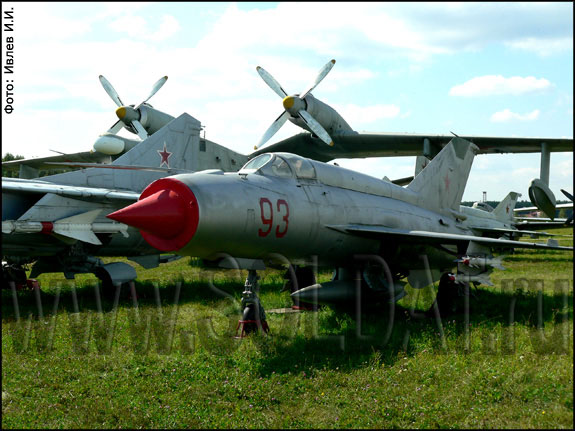 MIG-21