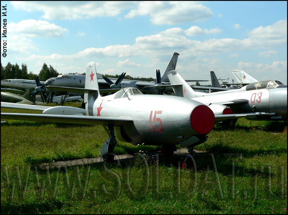 YAK-23
