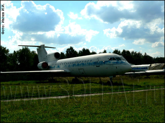 YAK-42